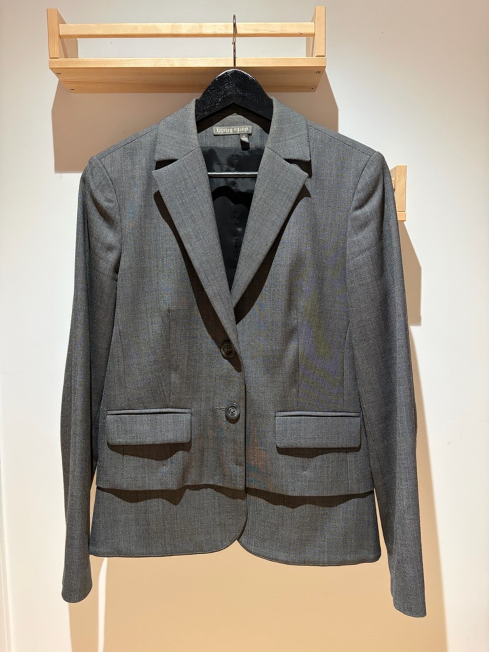 Tristan & Iseut Women's Gray Tailored Blazer
